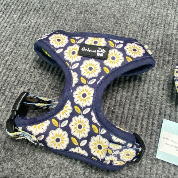 Barkpaws Blue and Yellow Retro Harness and Bow Tie for Dog Size XS - Picture 2 of 11